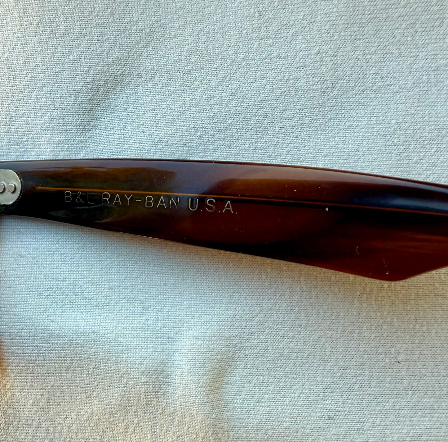 Ray-Ban Wayfarer Sunglasses with Case